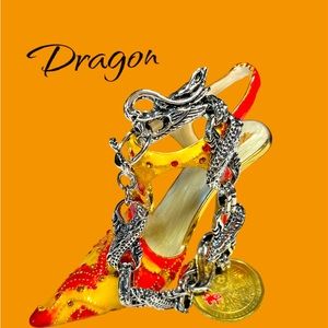 Unisex dragon toggle bracelet. Chunky-new